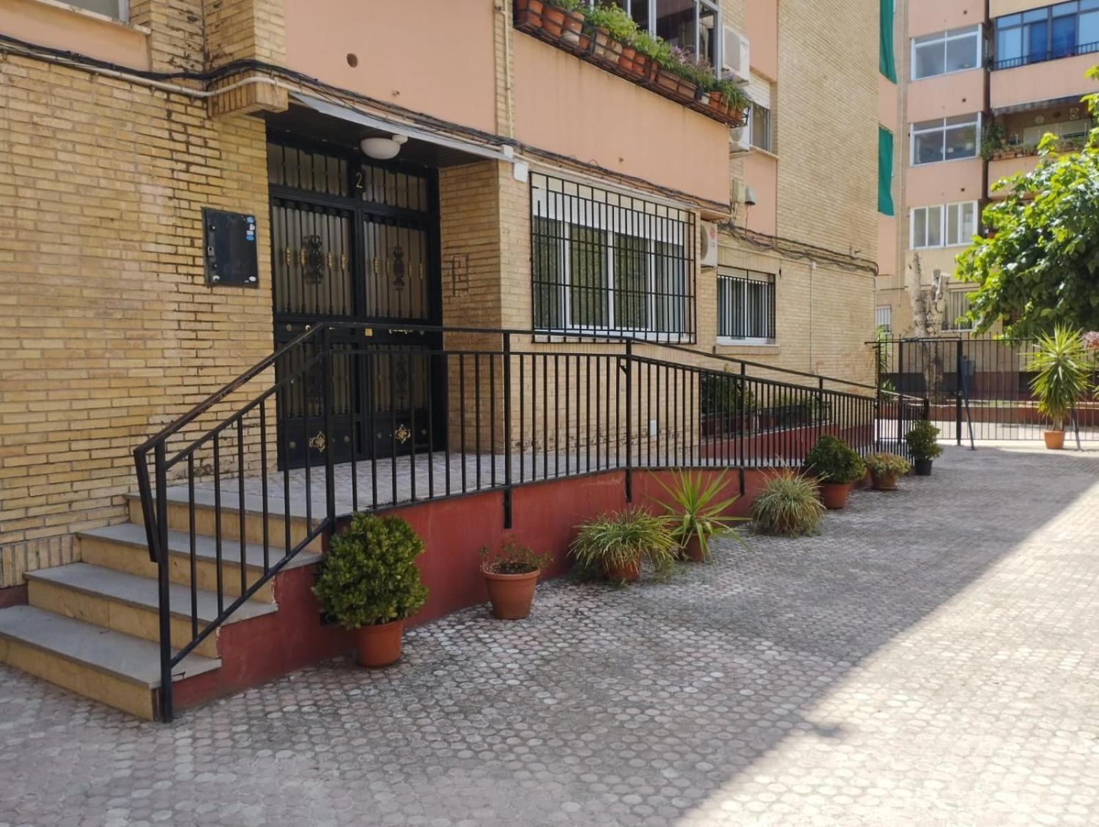 Apartamento Turistico Palacio De Los Deportes Granada Kültér fotó